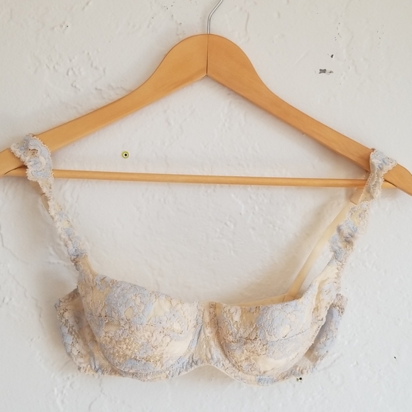 La Perla Other - La Perla Vintage 38C Lace Bra